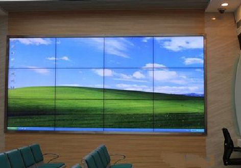 德钦液晶拼接屏的另类用法。